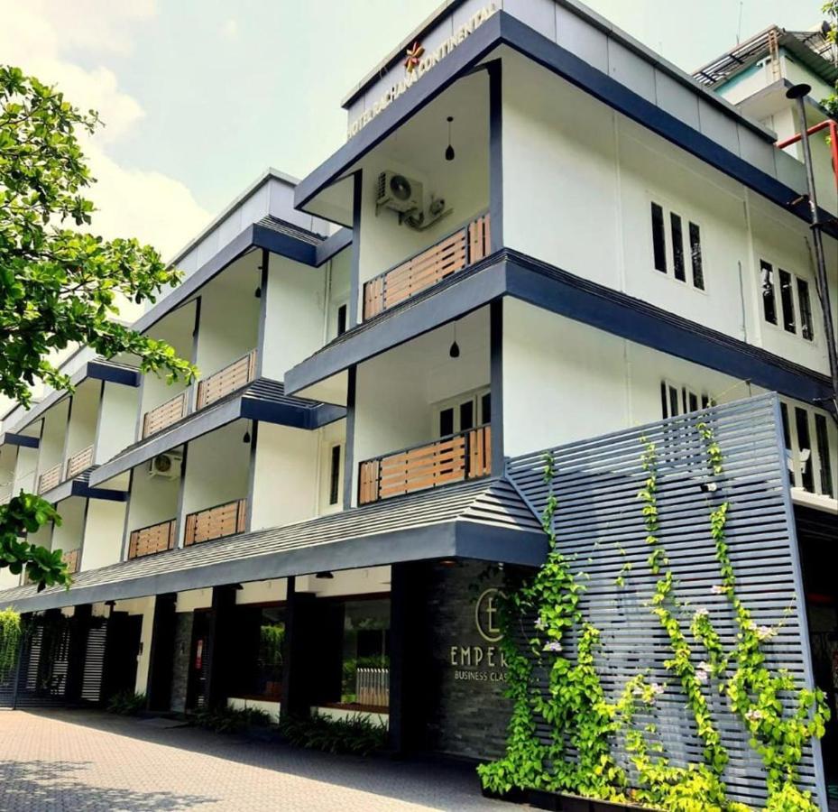 Emperor-Hotel Rachana Continental Pvt Ltd Kizhake Chalakudi Luaran gambar